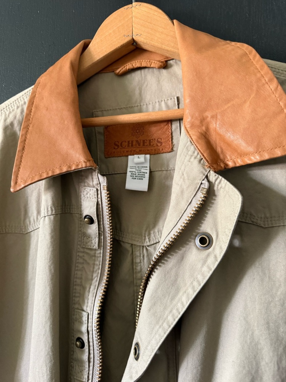 Schnee’s Canvas Jacket - Picture 2 of 4